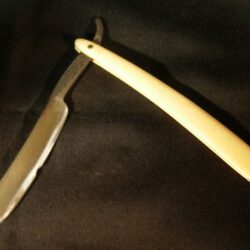 Straight razor